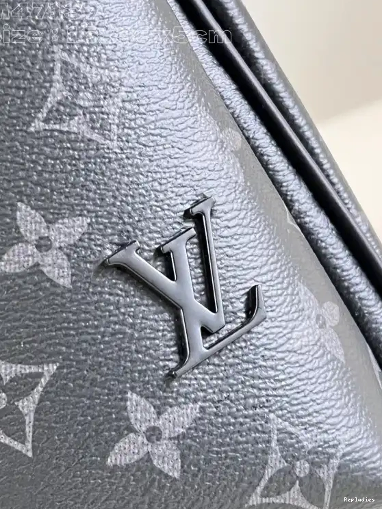 Repzbay Avenue Slingbag-16*33*5.7CM VUITTON LOUIS 0701